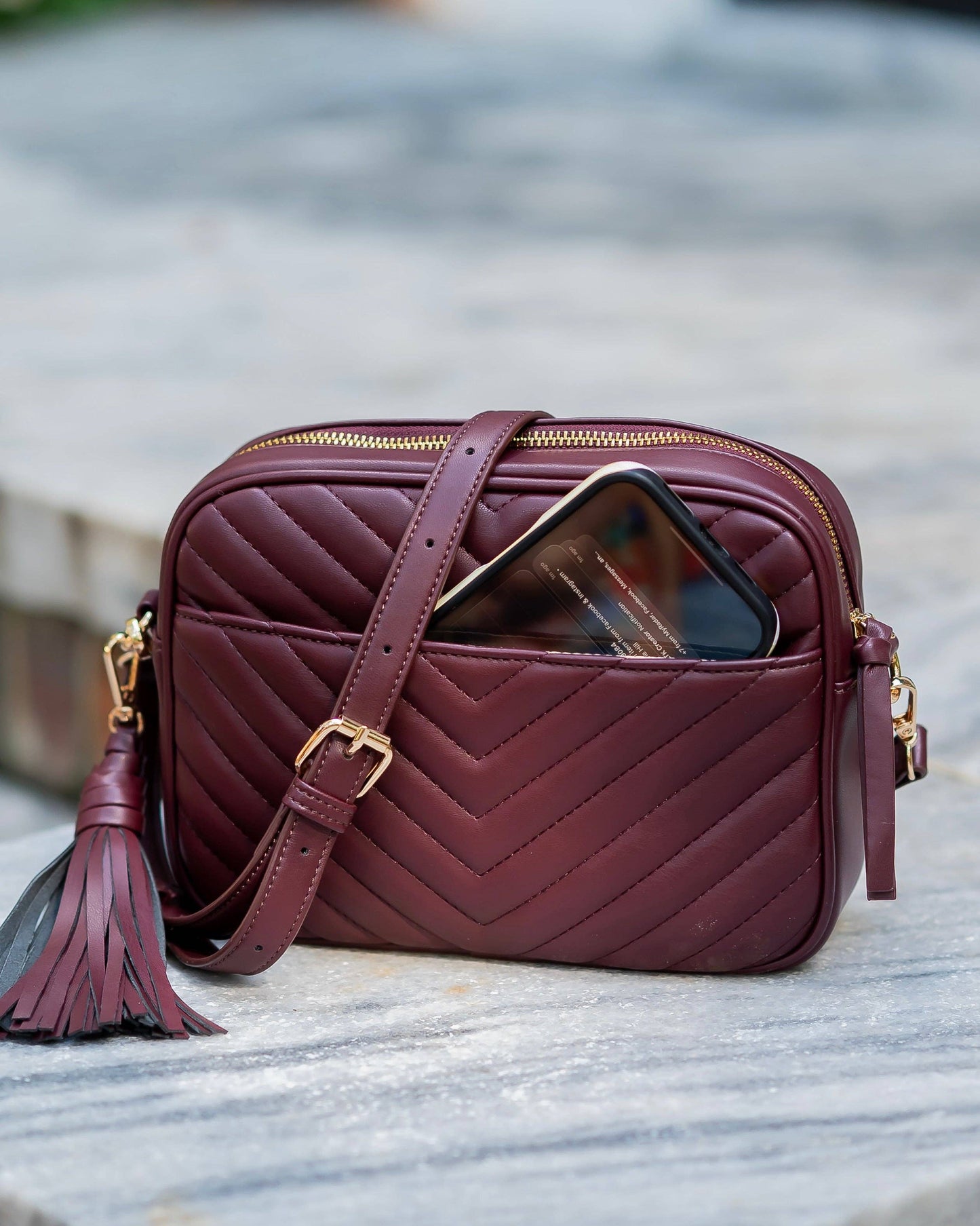 CH Greer Crossbody Burgundy VQ