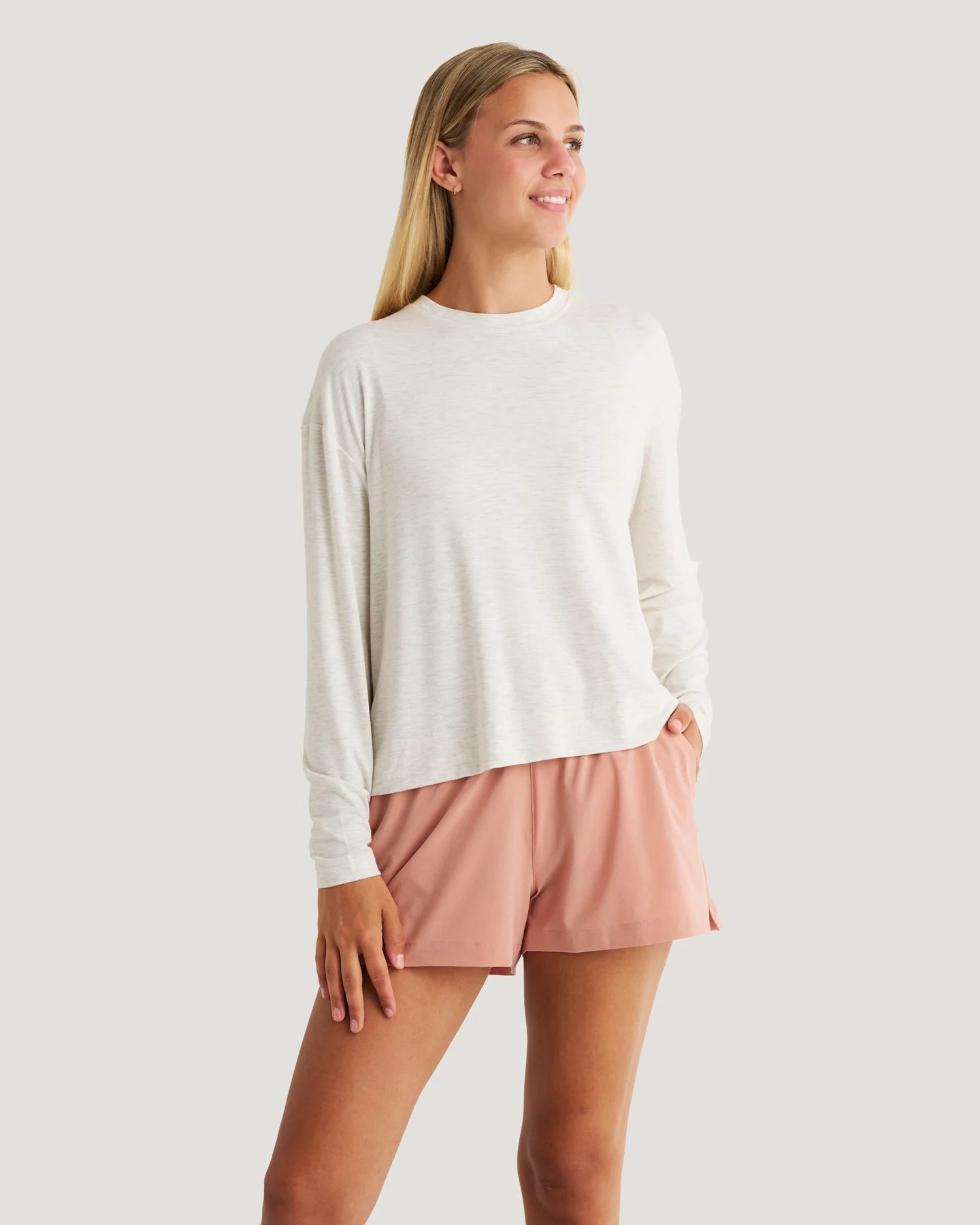Free Fly Women’s Bamboo Shade Crossbody Long Sleeve - Off White Heather