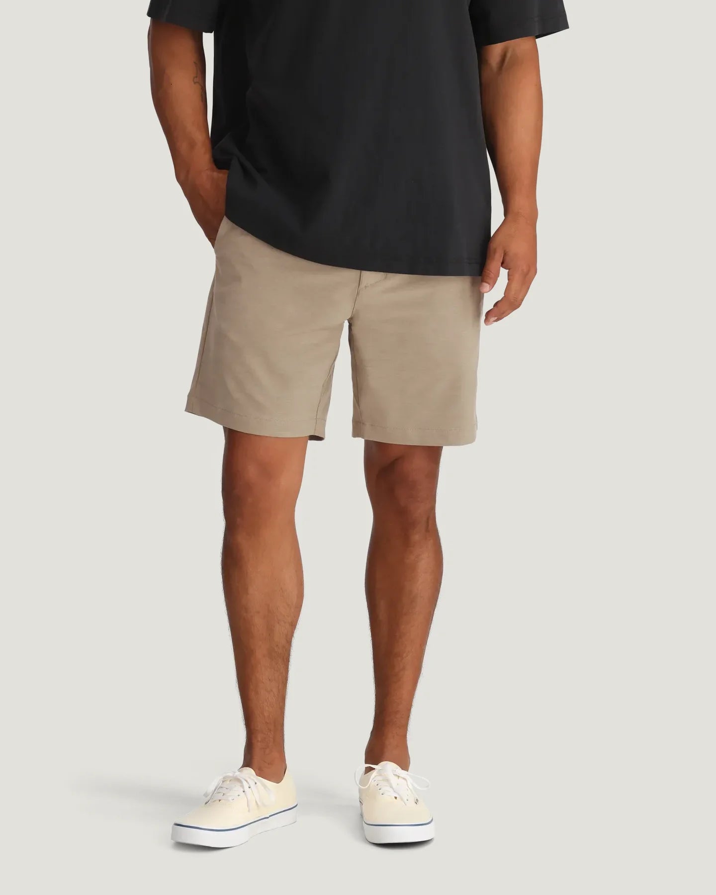 Free Fly Men’s Palmera Hybrid Short - Desert Tan