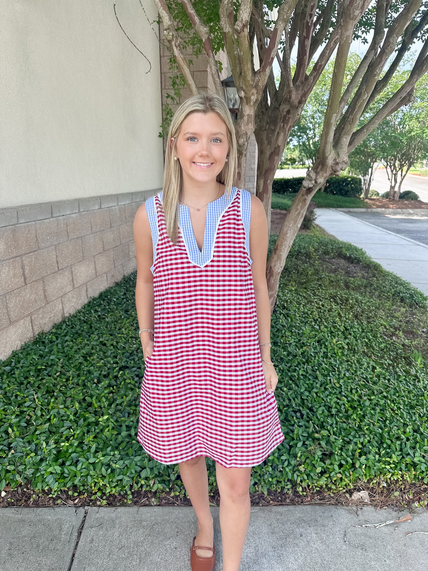 Red, White, & Cute Dress