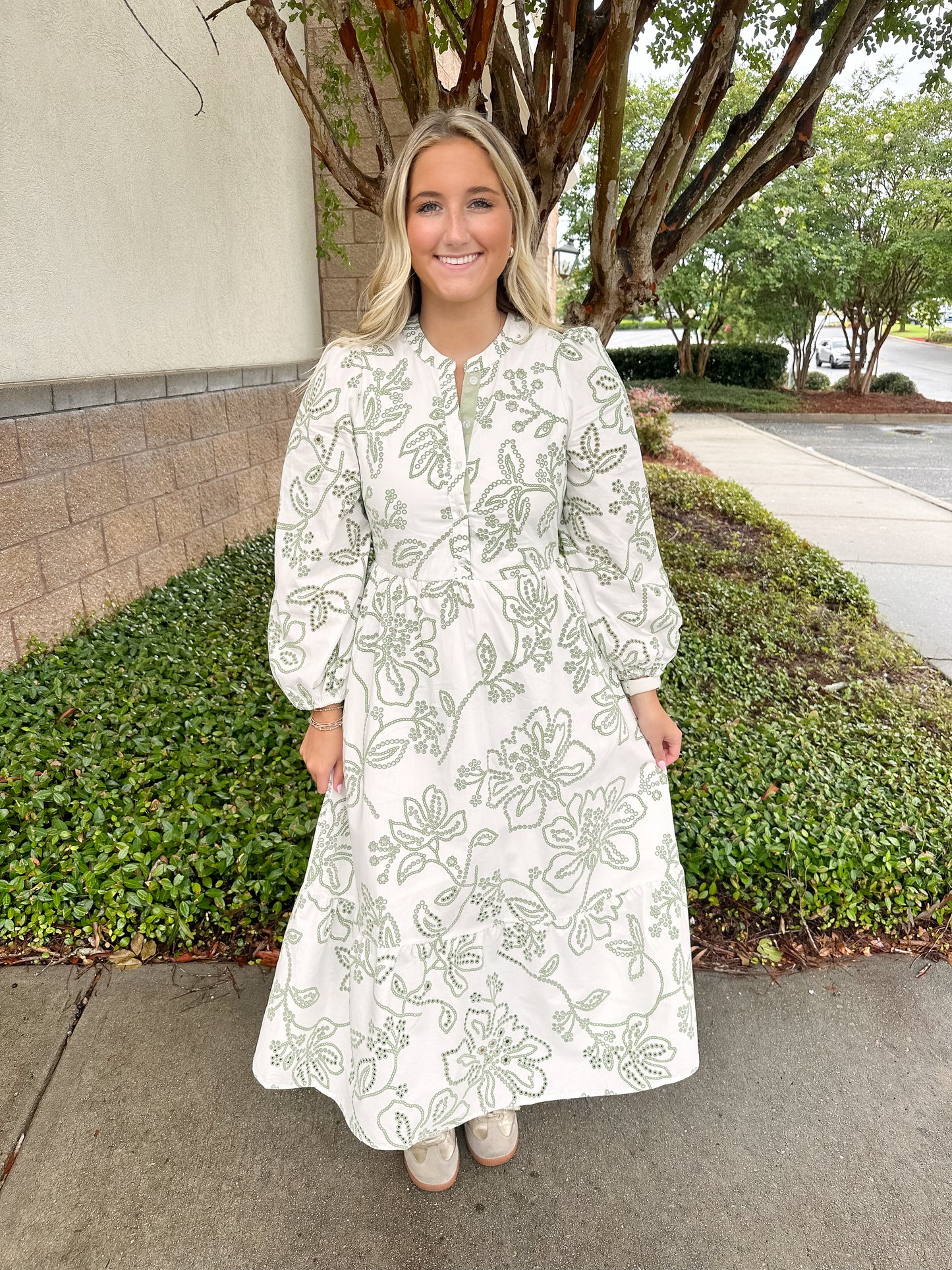 Riley Dress - Lacecap White