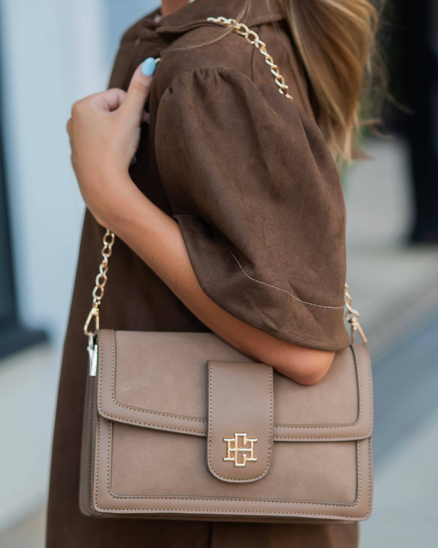 CH Collins Crossbody Latte S