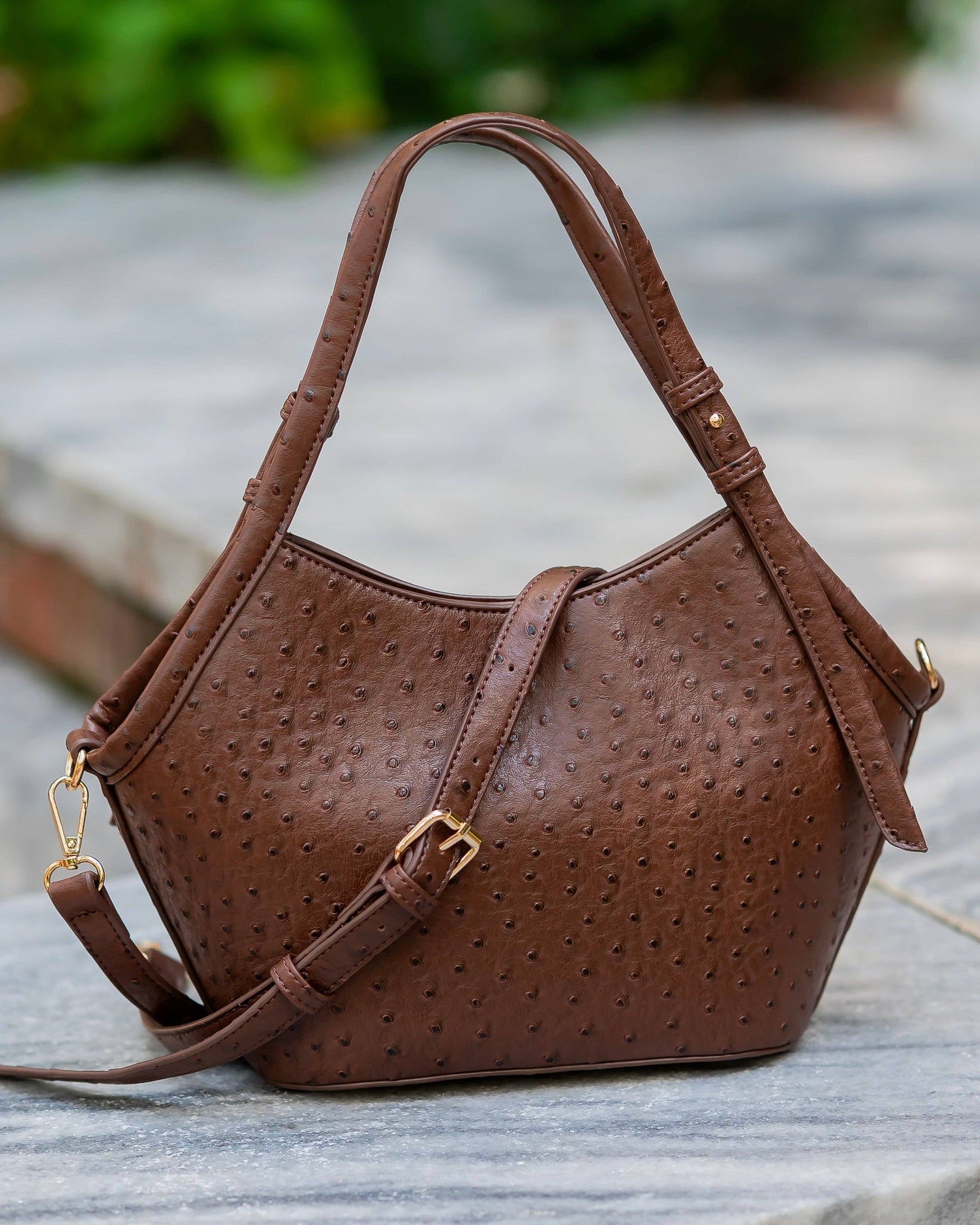 CH Pierce Mini Tote Chocolate EO