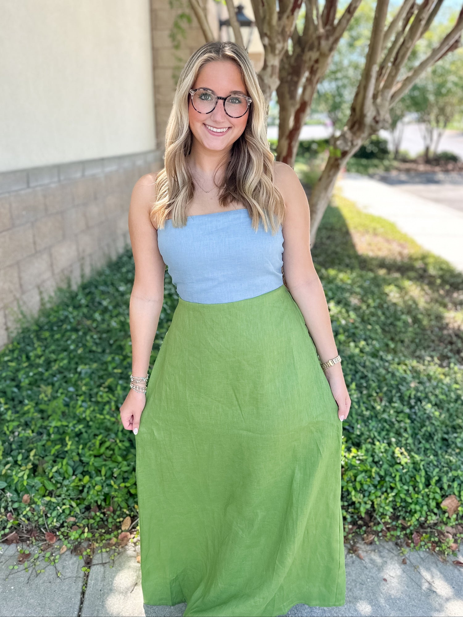 Hailey Colorblock Maxi Dress L Hailey Colorblock Maxi Dress L
