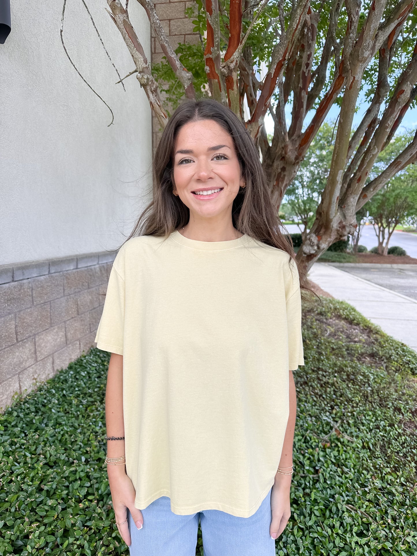 Velma Basic Tee - Pale Yellow