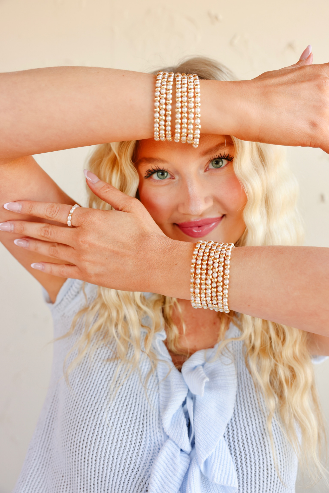 Anna Pearl Bracelet in Gold: Standard 6.75 Inch