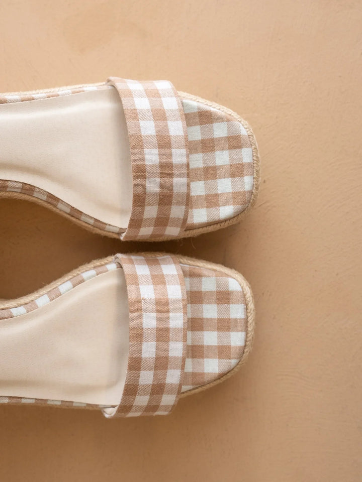 Oceana Wedge - Latte Gingham