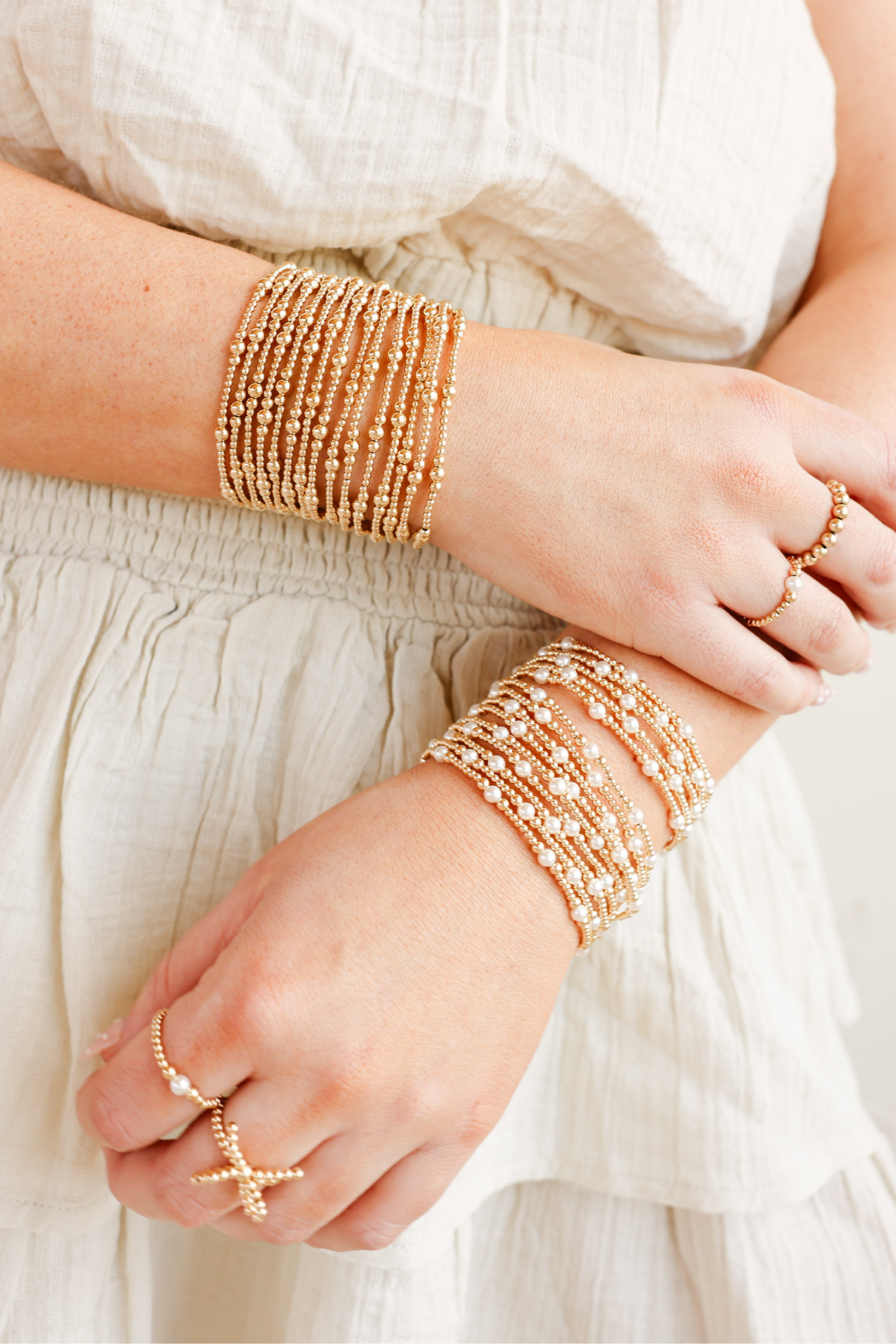 Dainty Sutton Bracelet in Gold: Standard 6.75 Inch