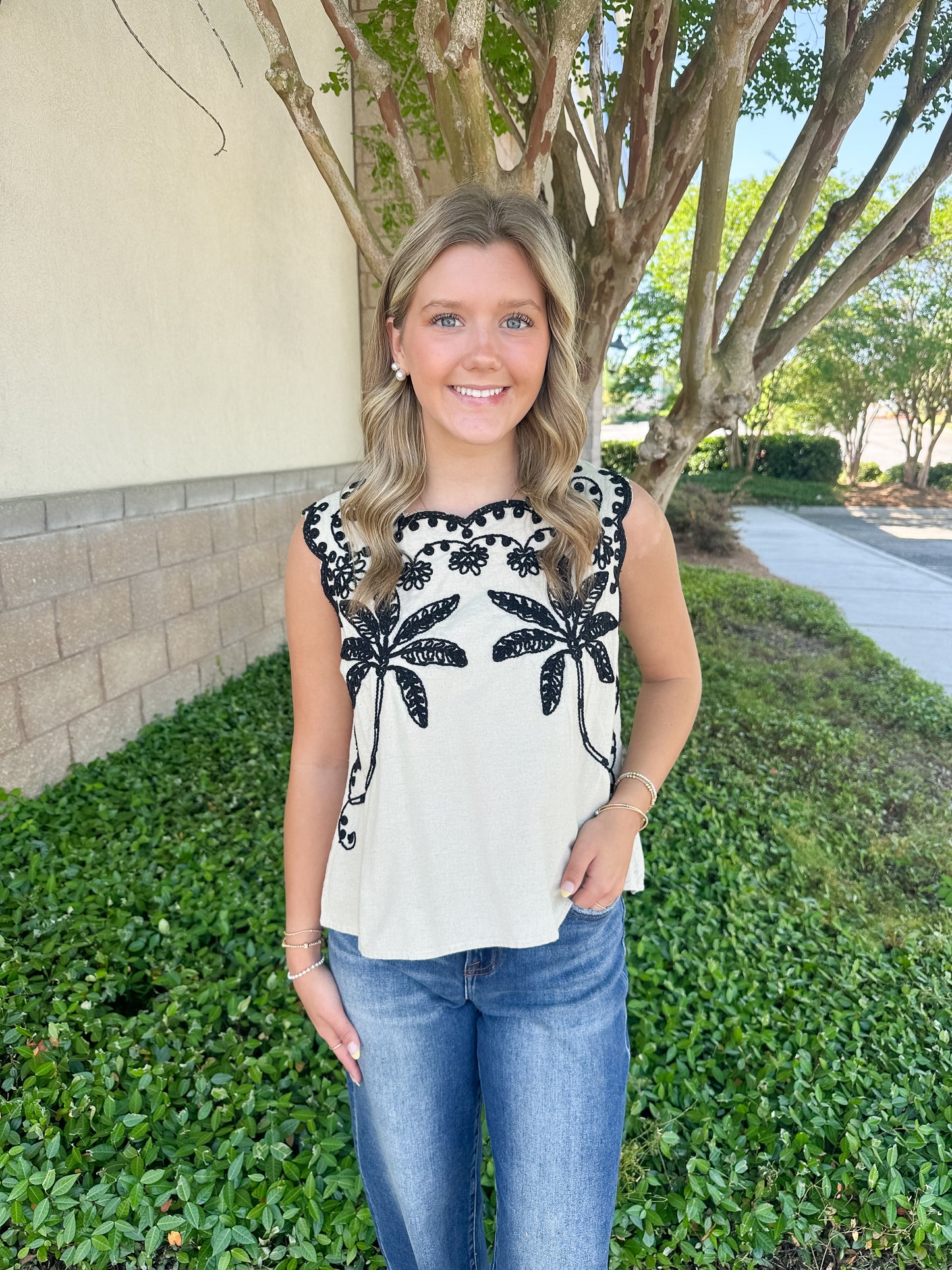 Fran Embroidered Top - Linen