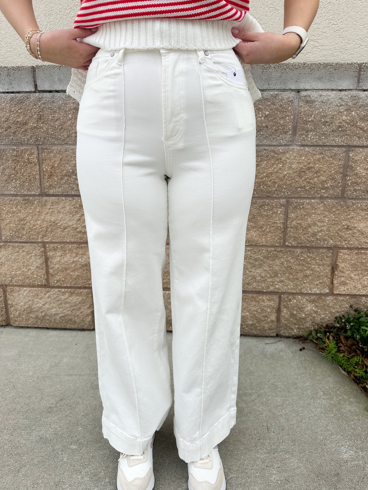 AW Pin Tuck Wide Leg Jean - White