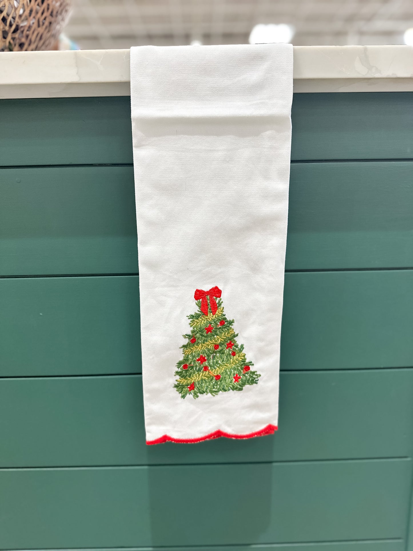 MS Holiday Tea Towel - Traditional Tree