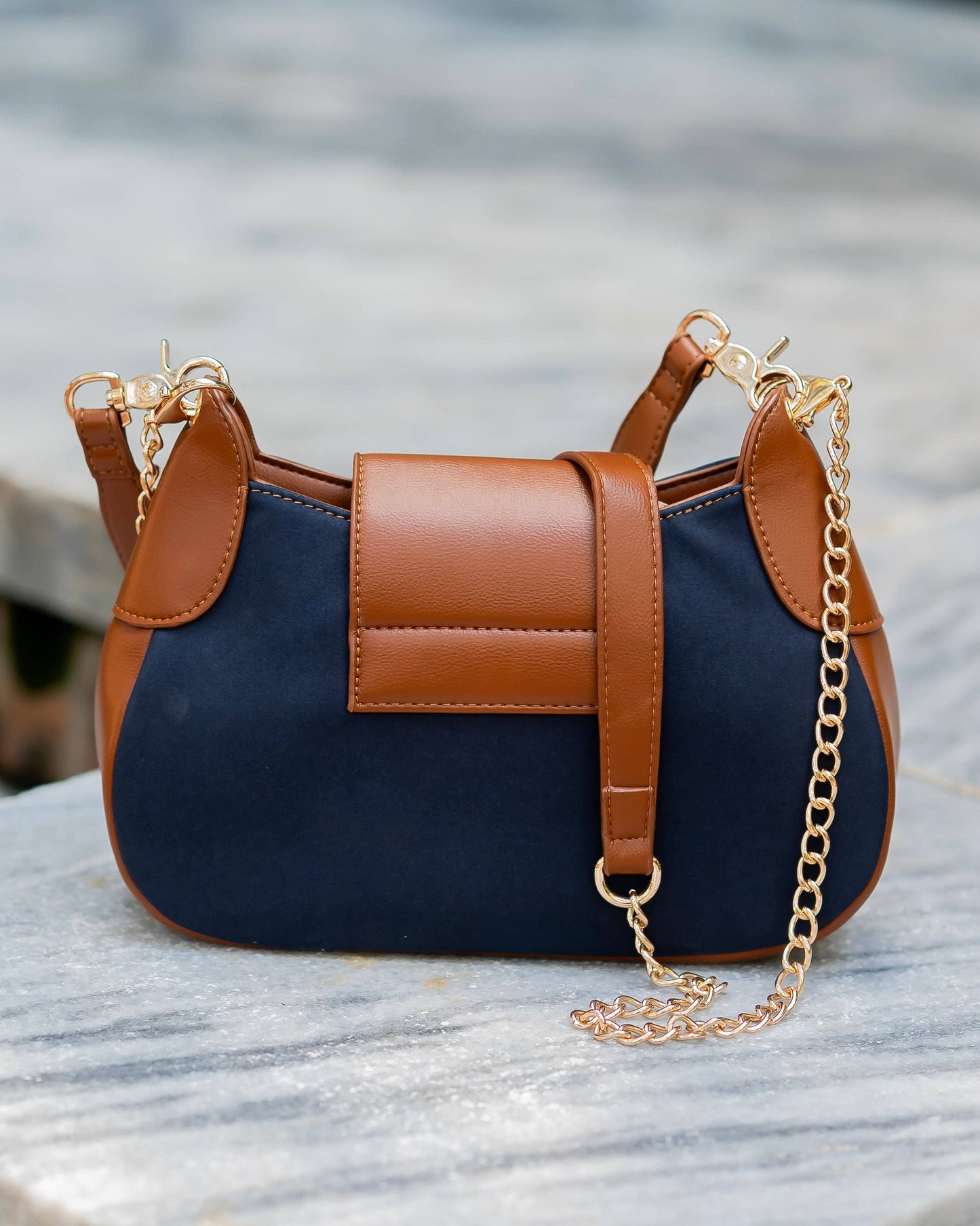 CH Leighton Crossbody Navy S