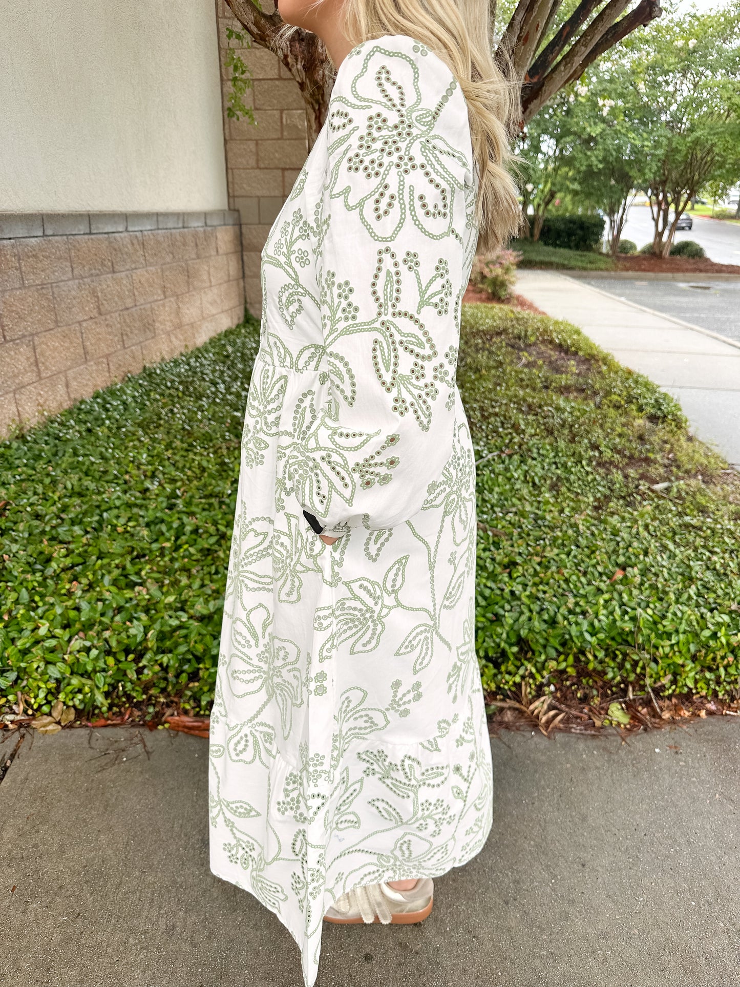 Riley Dress - Lacecap White