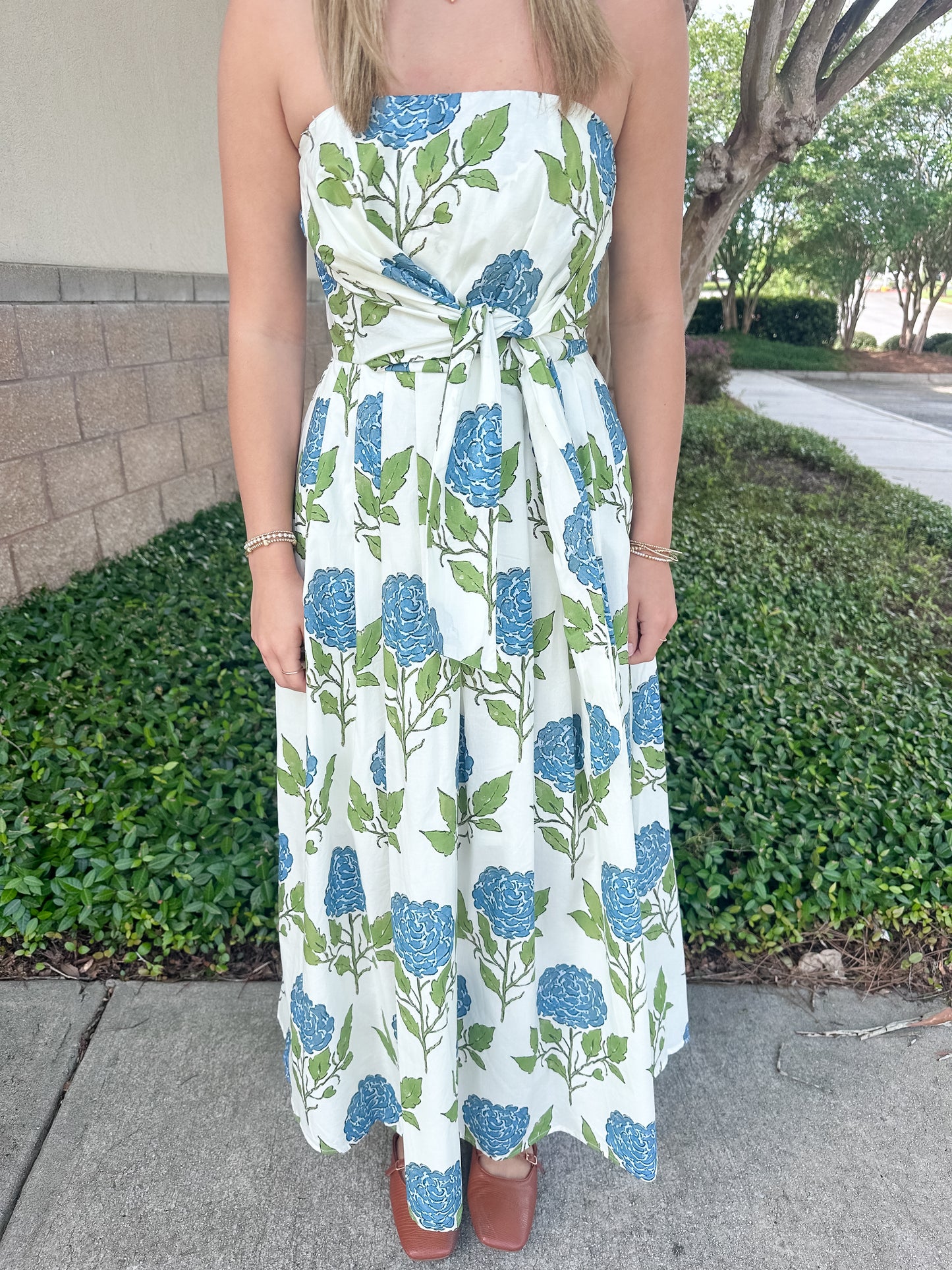 Cynthia Rose Midi Dress