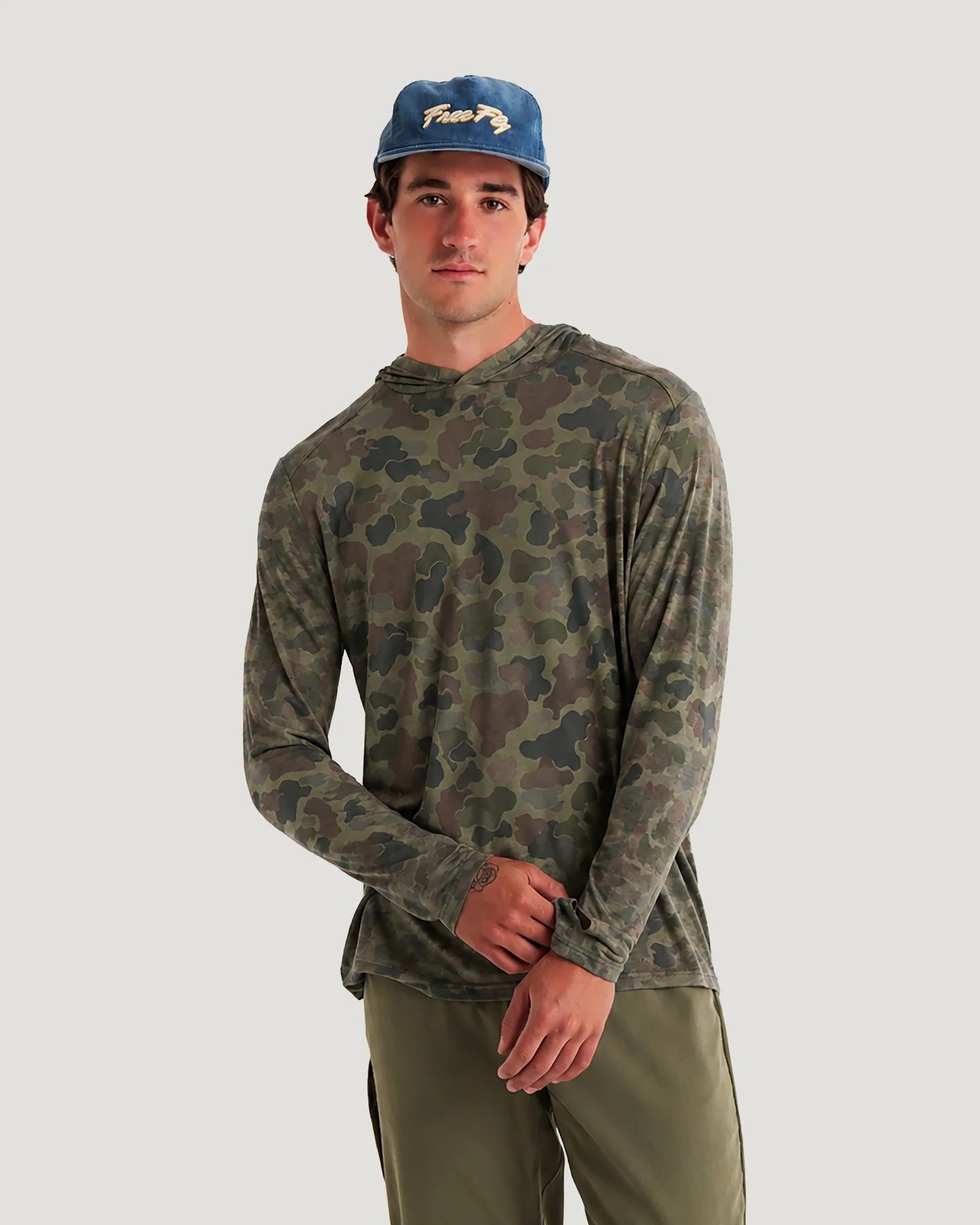 Free Fly Men’s Bamboo Shade Hoodie - Vintage Camo Oil Green