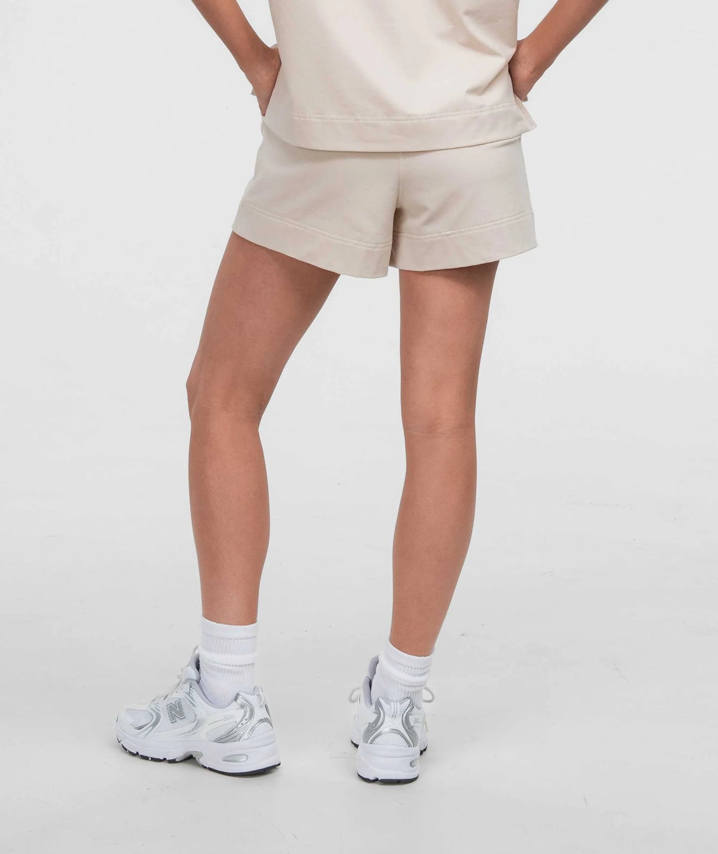 SSCO Women’s S26 Off Duty Shorts - Linen