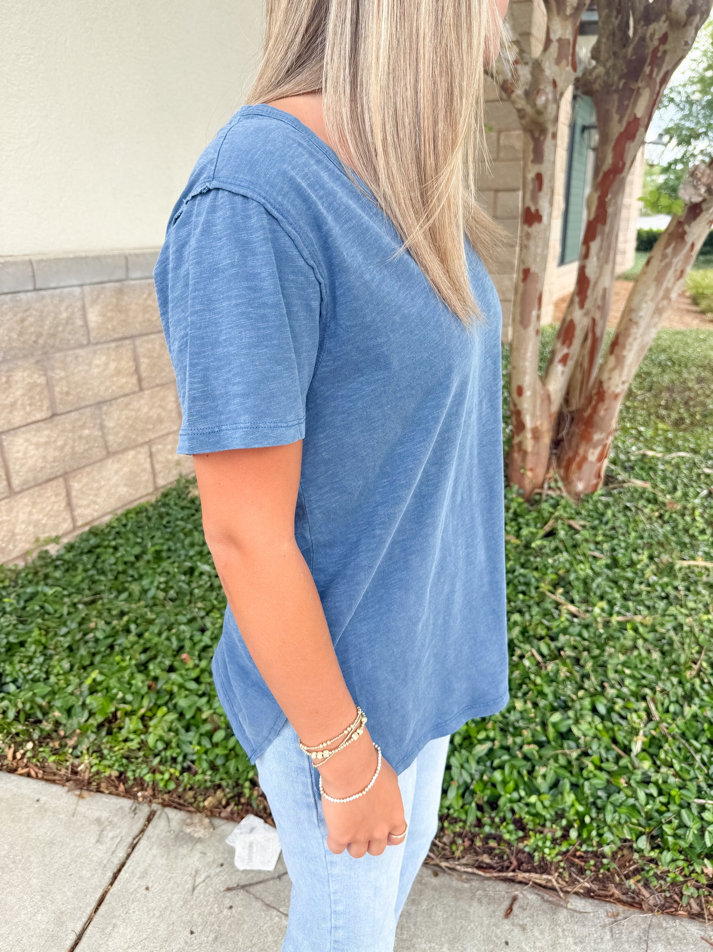 Lively Relaxed V-Neck Tee - Vintage Indigo