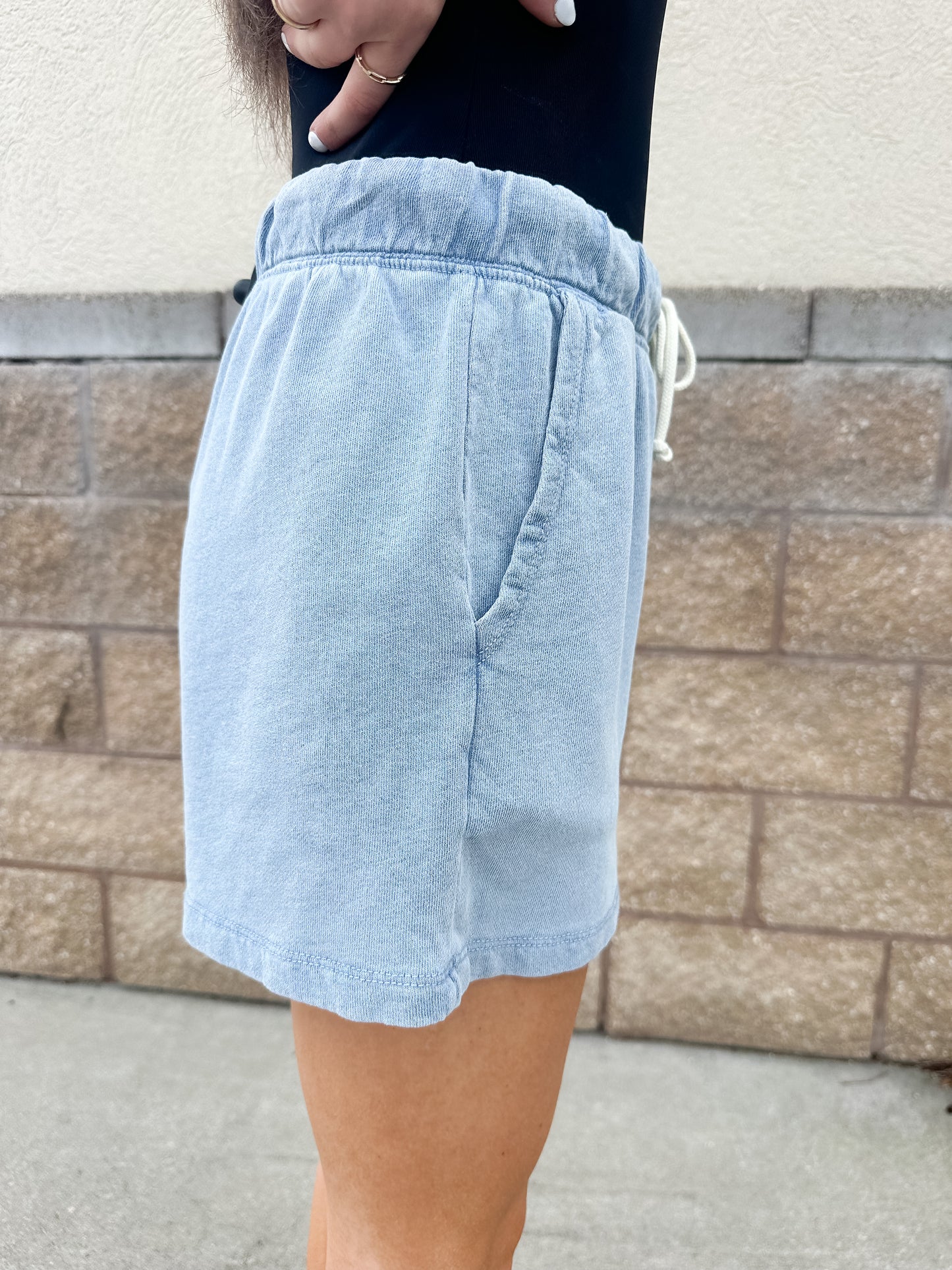 Hunter Knit Denim Short - Ocean Air Indigo