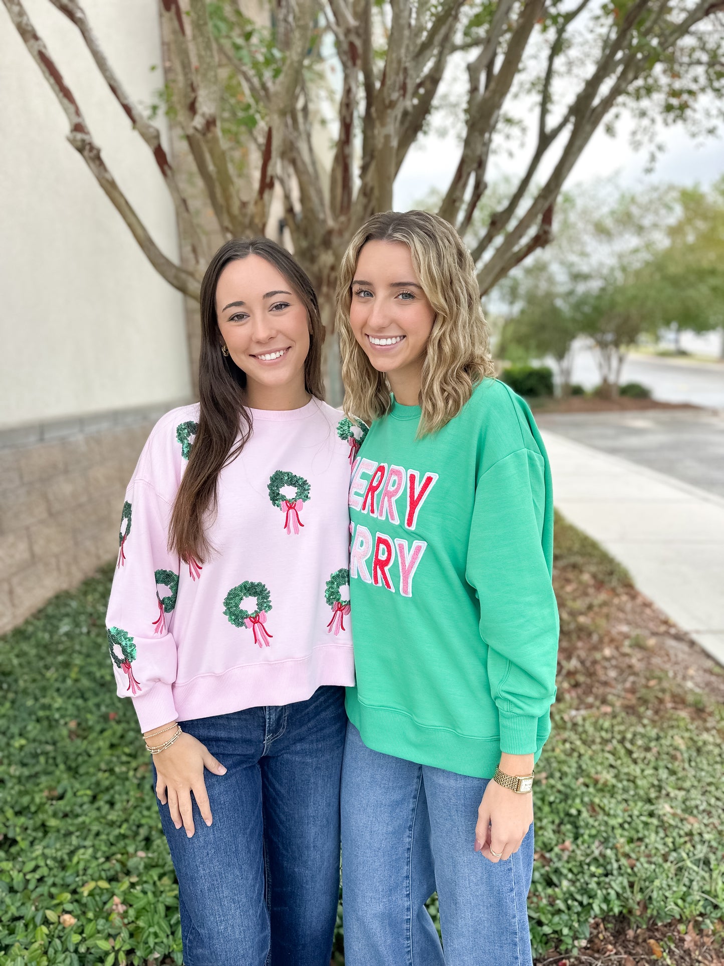 MS Millie Sweatshirt - Wreaths
