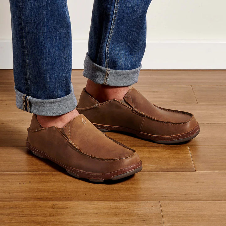 OluKai Men’s Moloā Leather Slip-On Shoe - Ray|Toffee