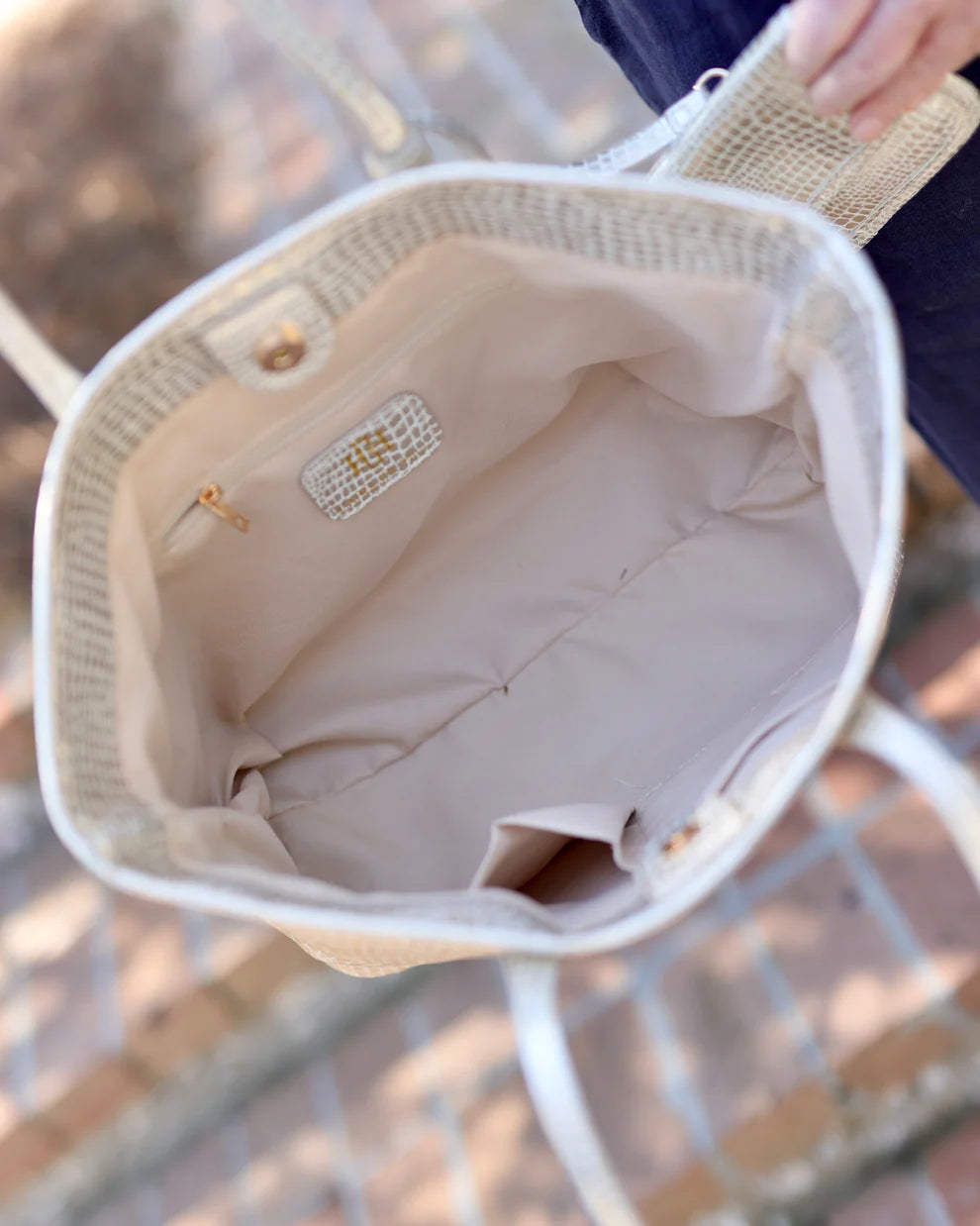 CH Sheffield Tote - Silver EC