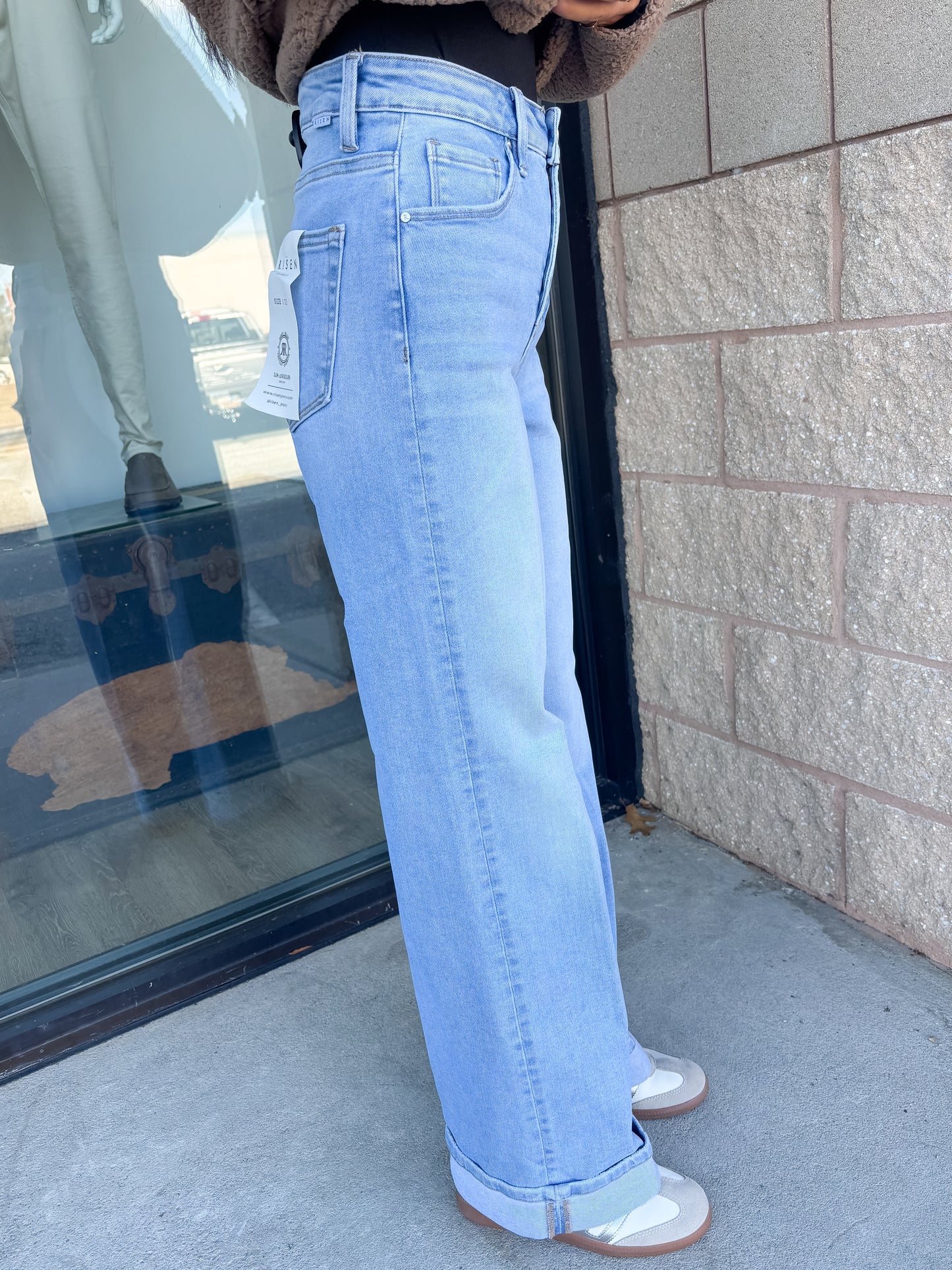 Risen Carter - TC High Rise Long Wide Cuff Jeans - Light