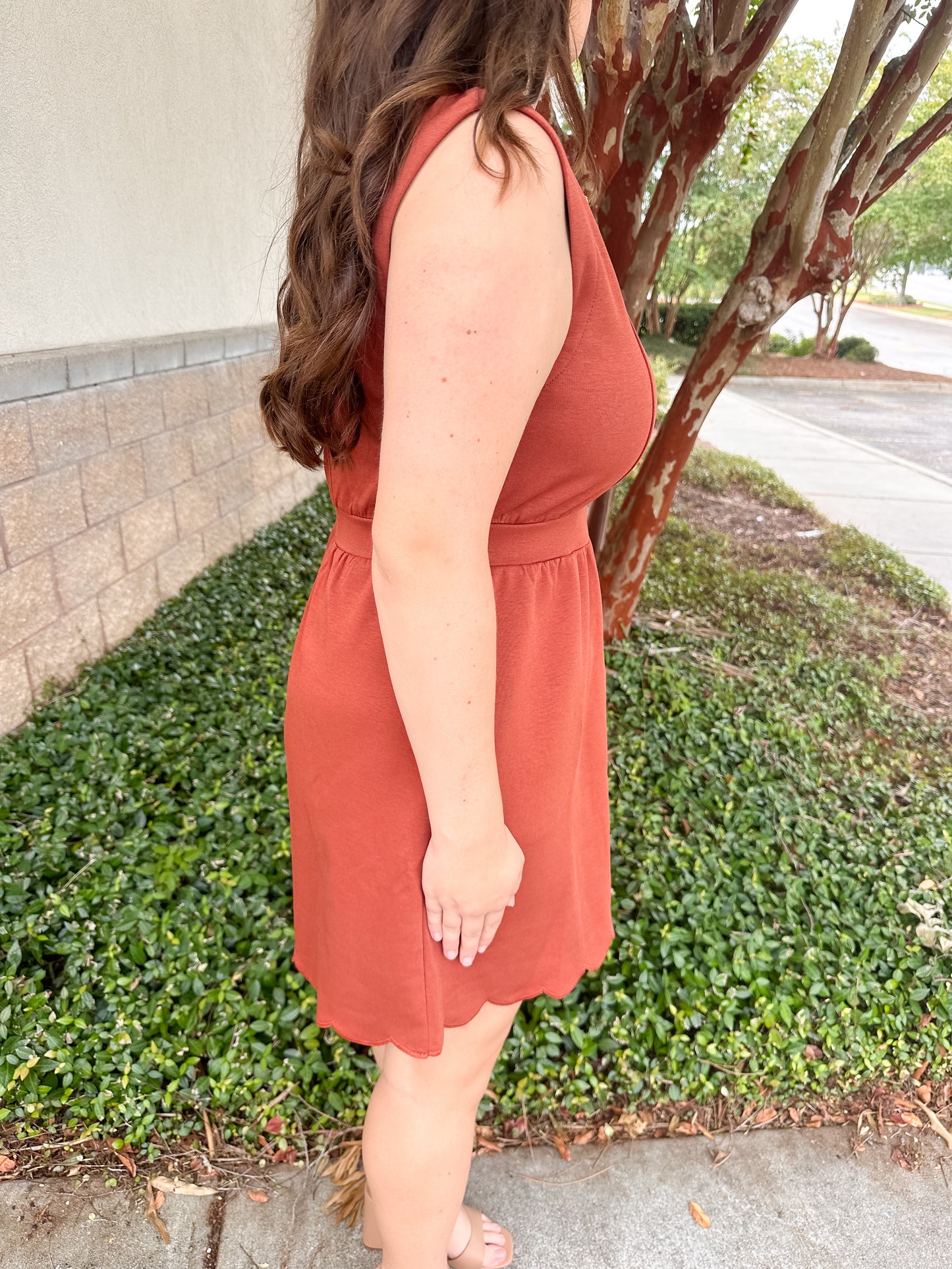 Ginger Scallop Dress - Brick