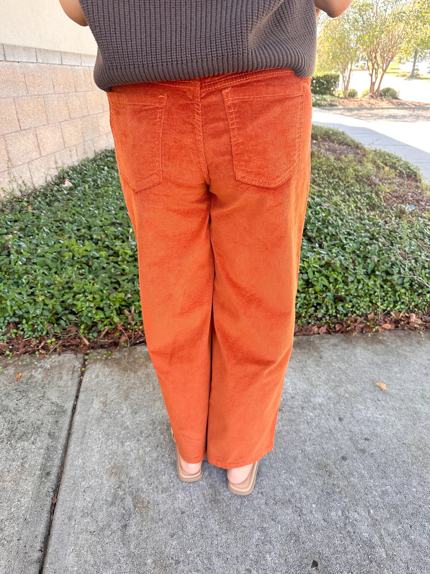 Abby Corduroy Pants - Rust
