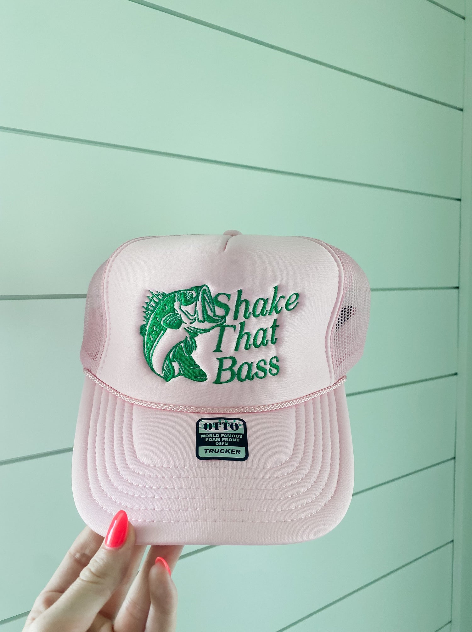 Shake That Bass Trucker Hat – Southern Clothiers