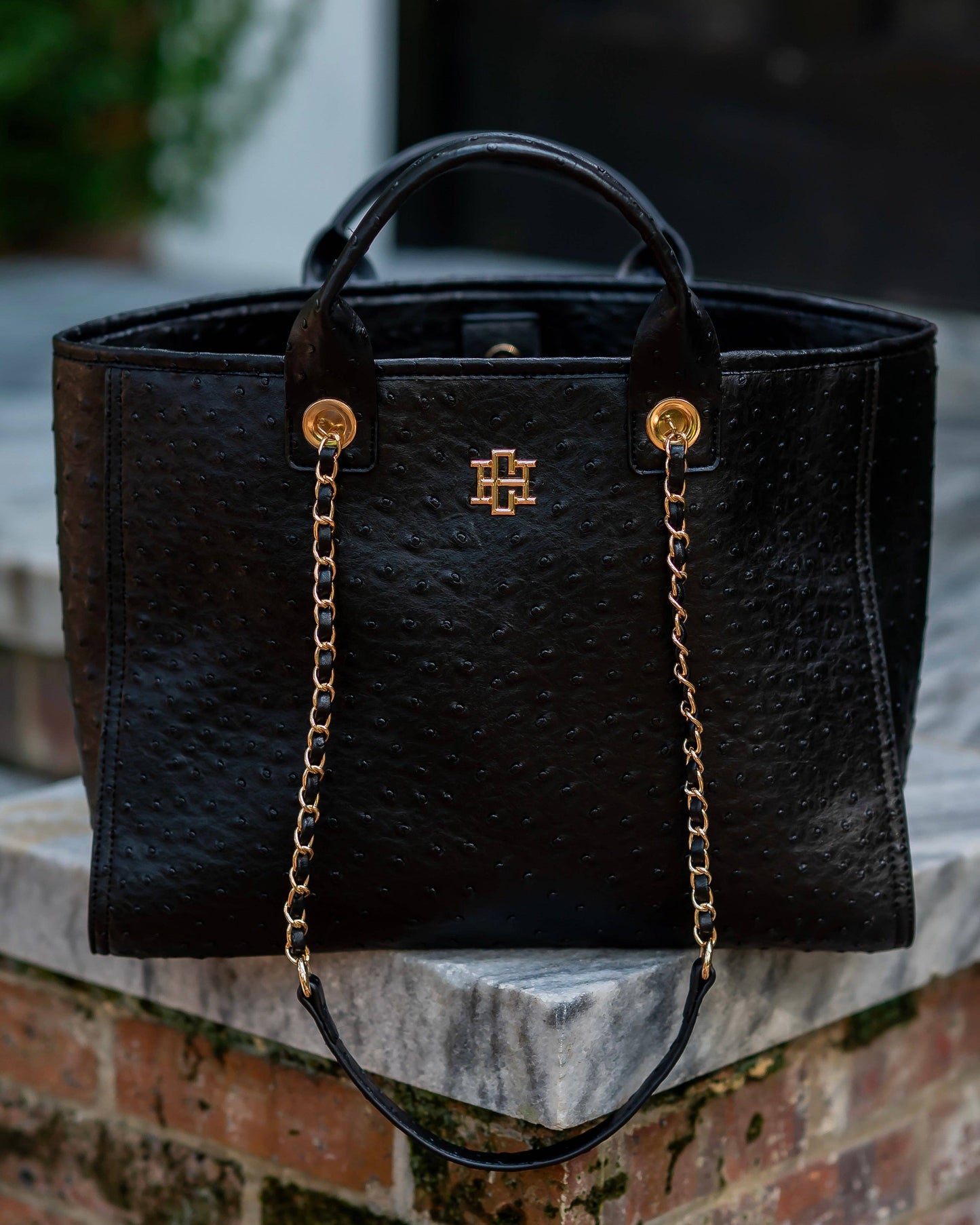 CH Missy Tote Black EO