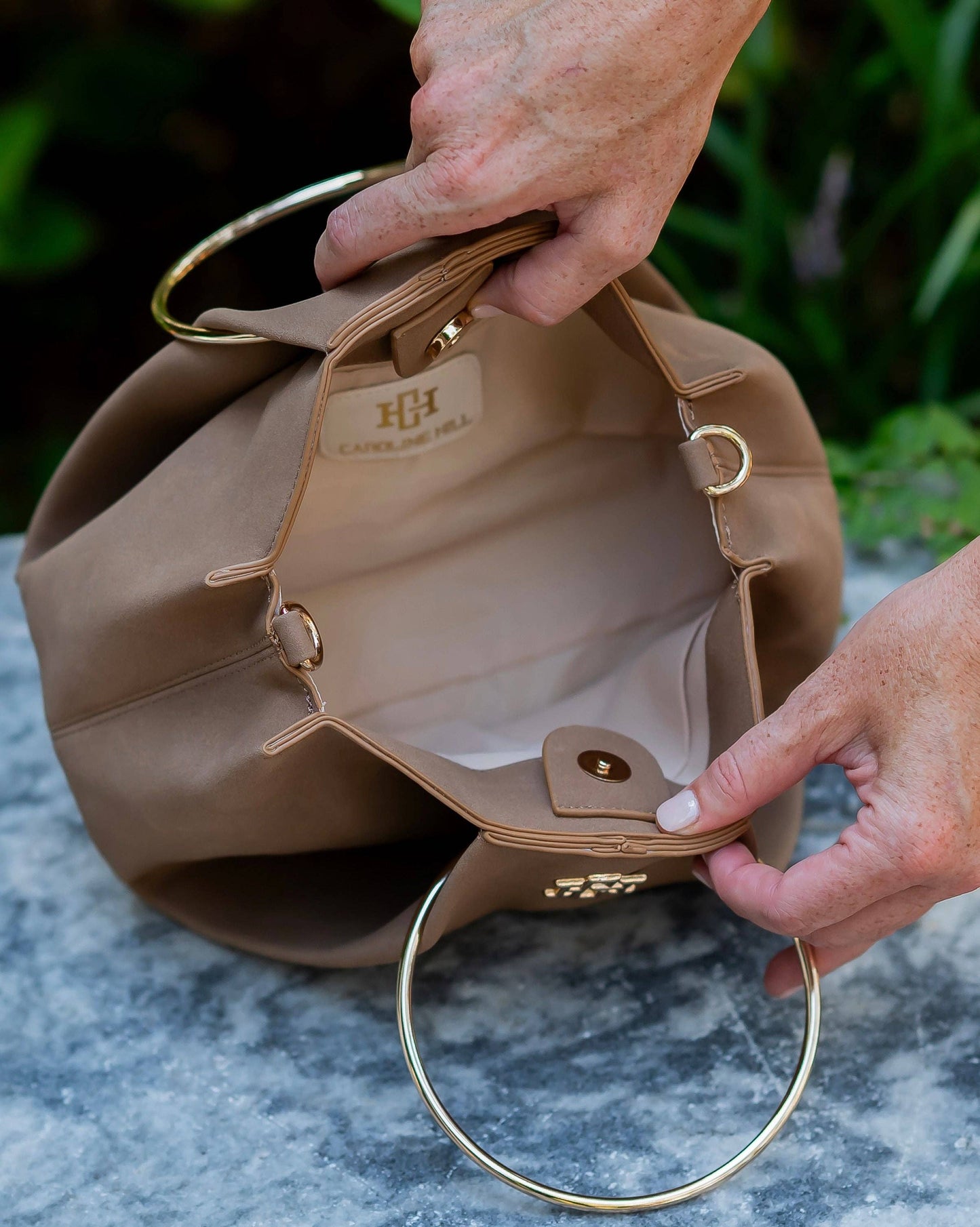CH Brooks Bag with Rings Olive S